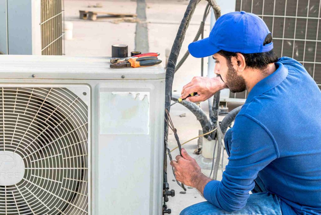 How to Fix Noisy AC Fans and Motors in Dubai Apartments